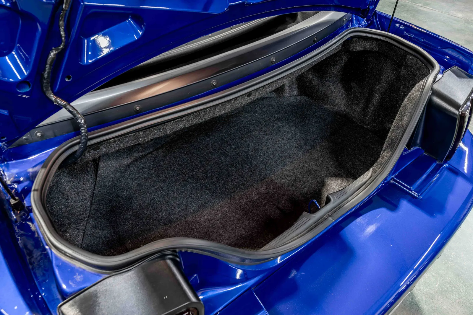 A2003-Ford-Mustang-Cobra-Sonic-Blue-1FAFP49Y33F329966-51.jpg